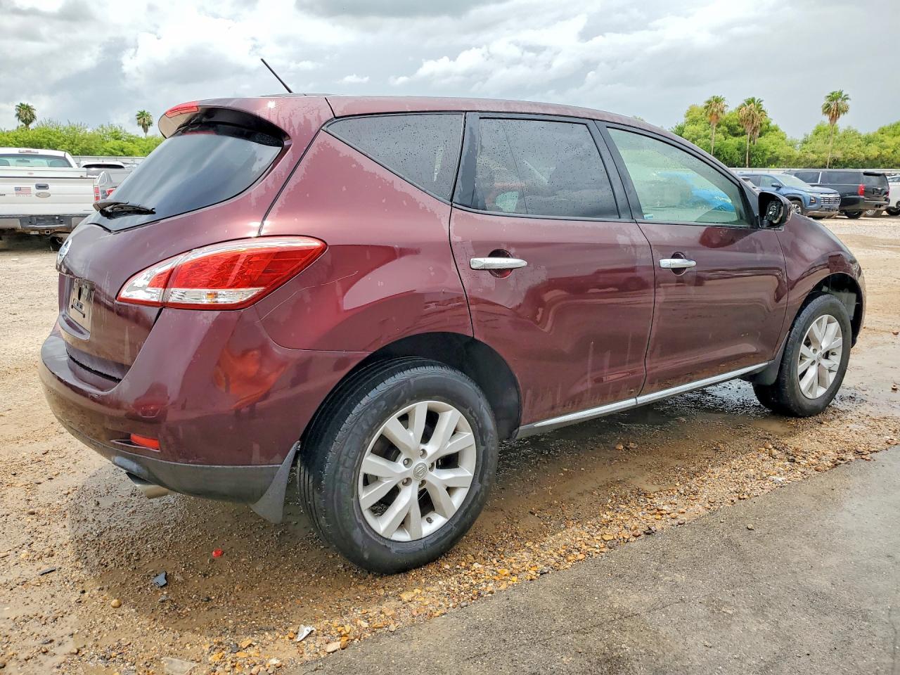Nissan Murano S