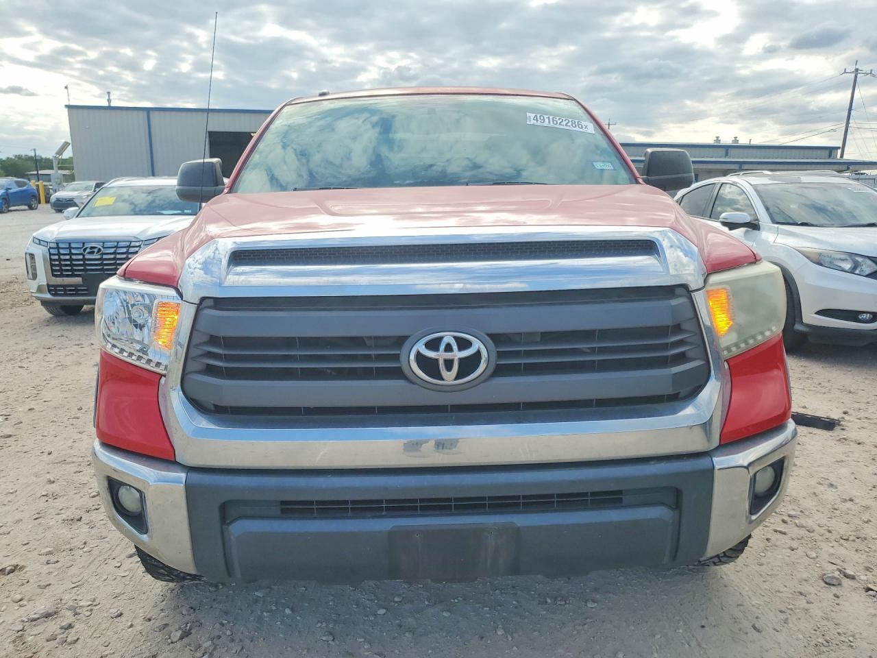 Toyota Tundra Crewmax Sr5