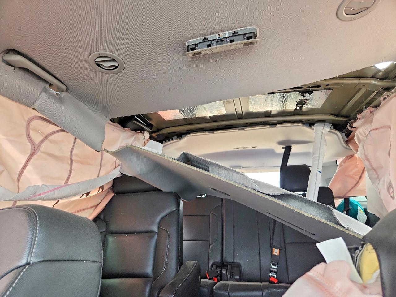 Chevrolet Suburban C1500 Lt