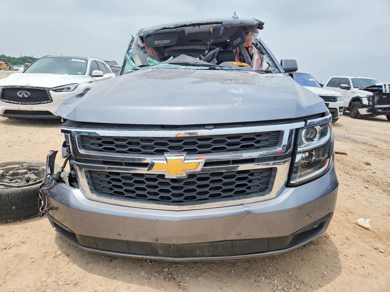 Chevrolet Suburban C1500 Lt