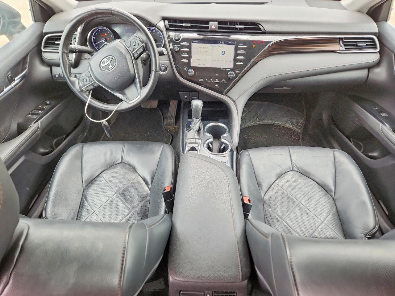 Toyota Camry Xle