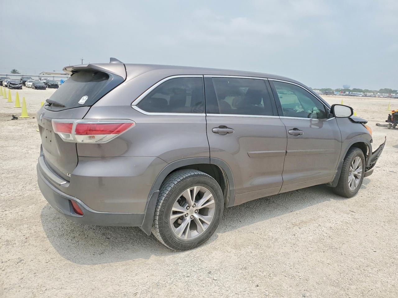 Toyota Highlander Le Plus