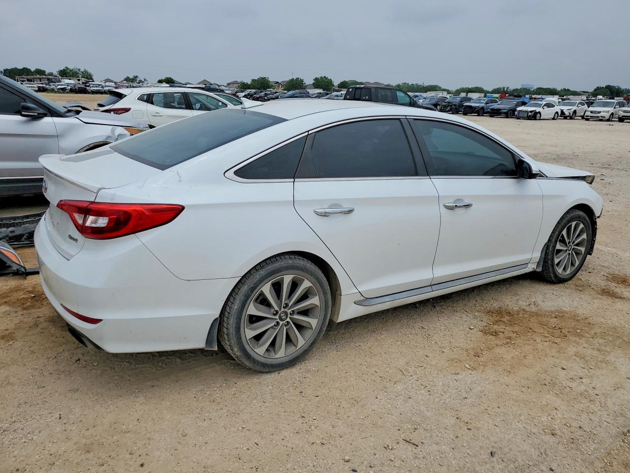 Hyundai SONATA Sport