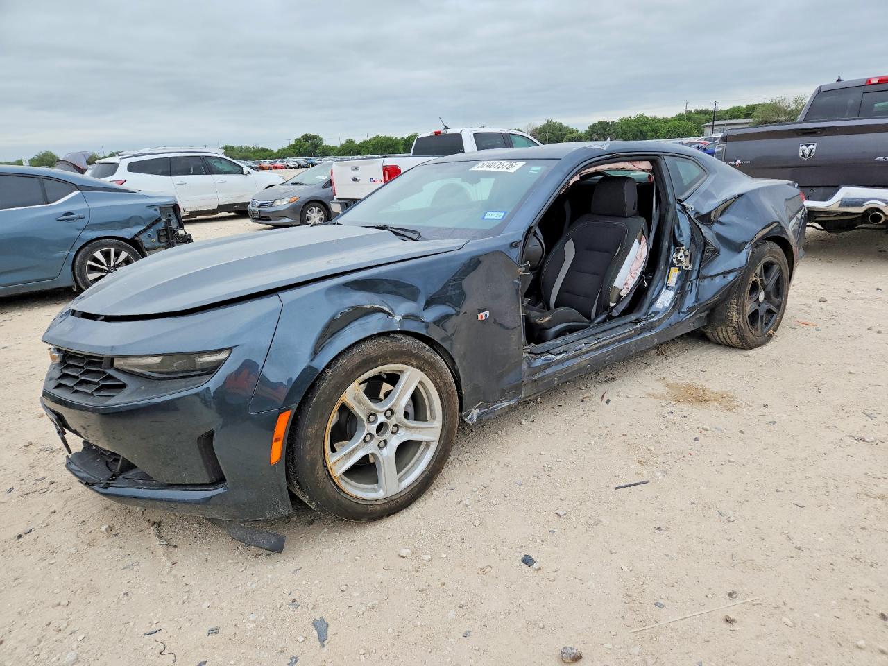 Salvage Chevrolet Camaro Image