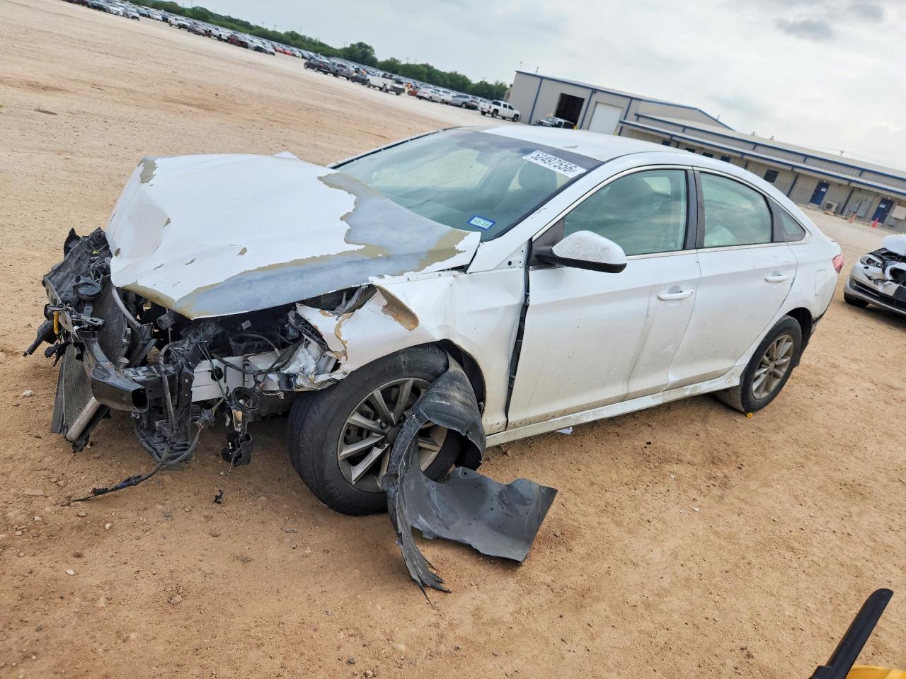 Salvage Hyundai SONATA Image