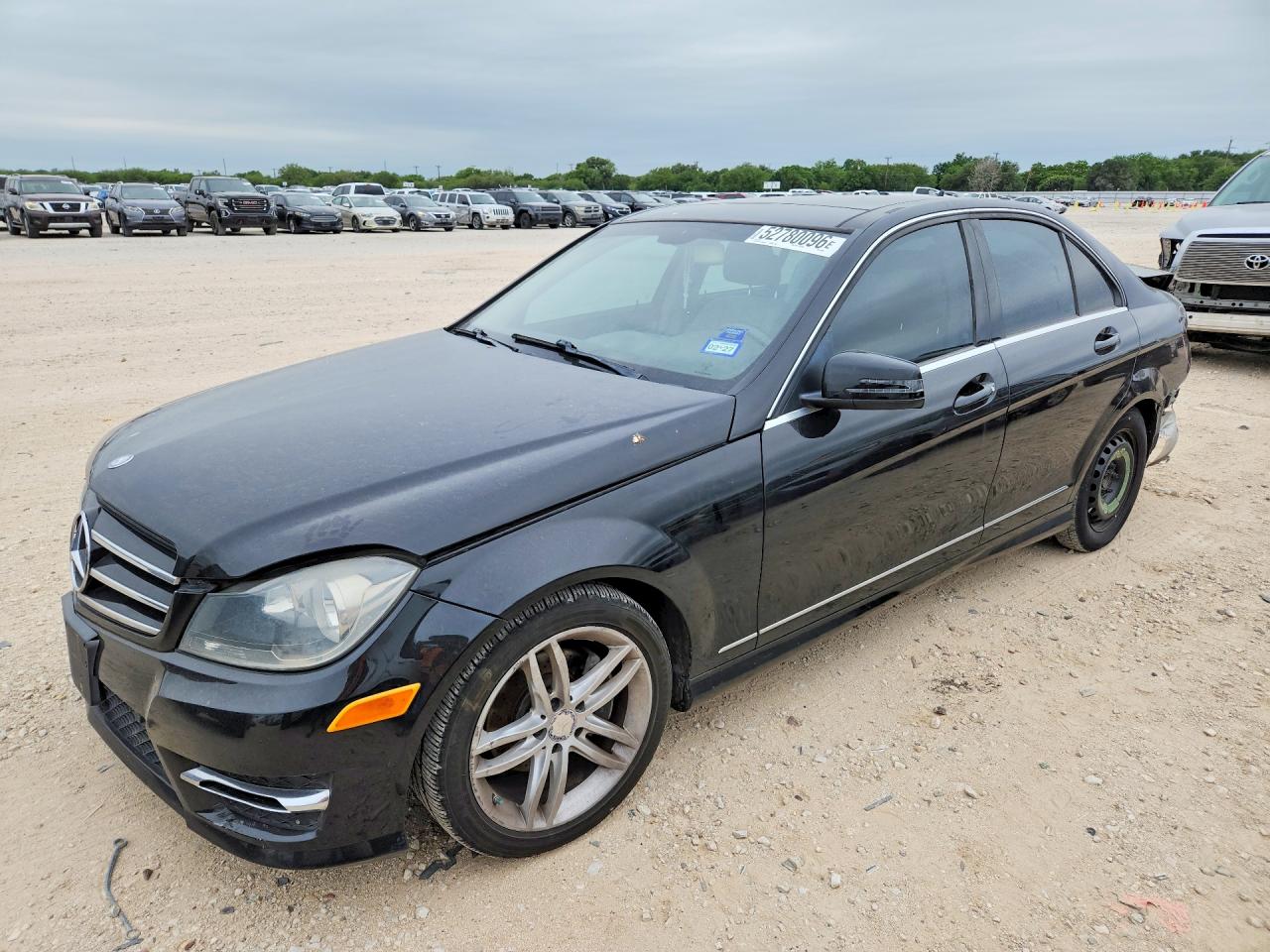 Salvage Mercedes-Benz C-Class Image