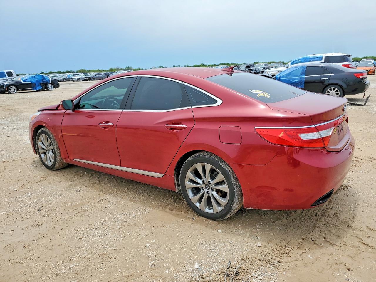 Hyundai Azera Base