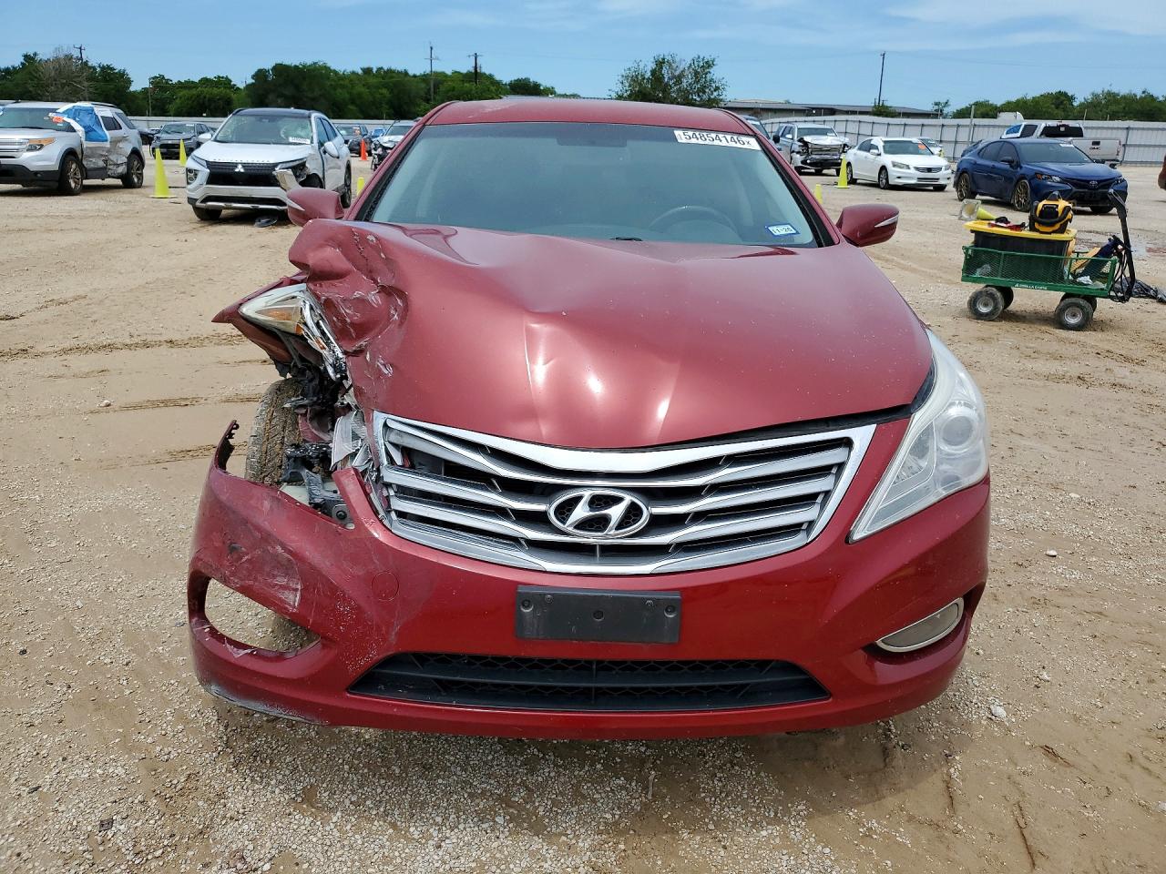 Hyundai Azera Base