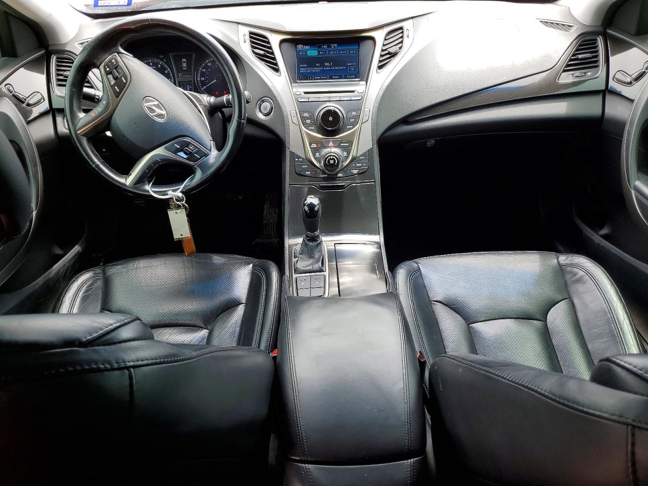 Hyundai Azera Base