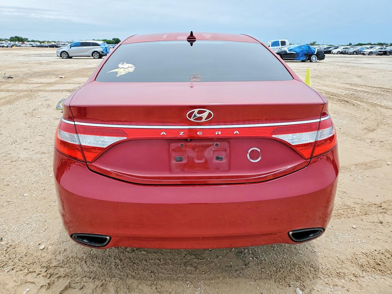 Hyundai Azera Base