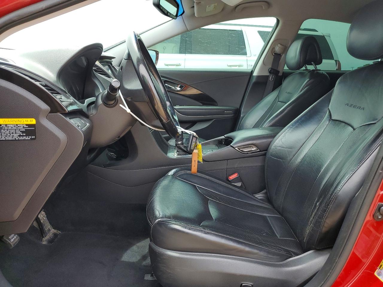 Hyundai Azera Base