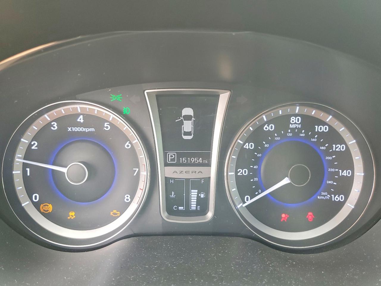 Hyundai Azera Base