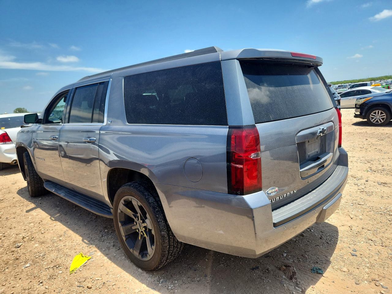 Chevrolet Suburban C1500 Lt