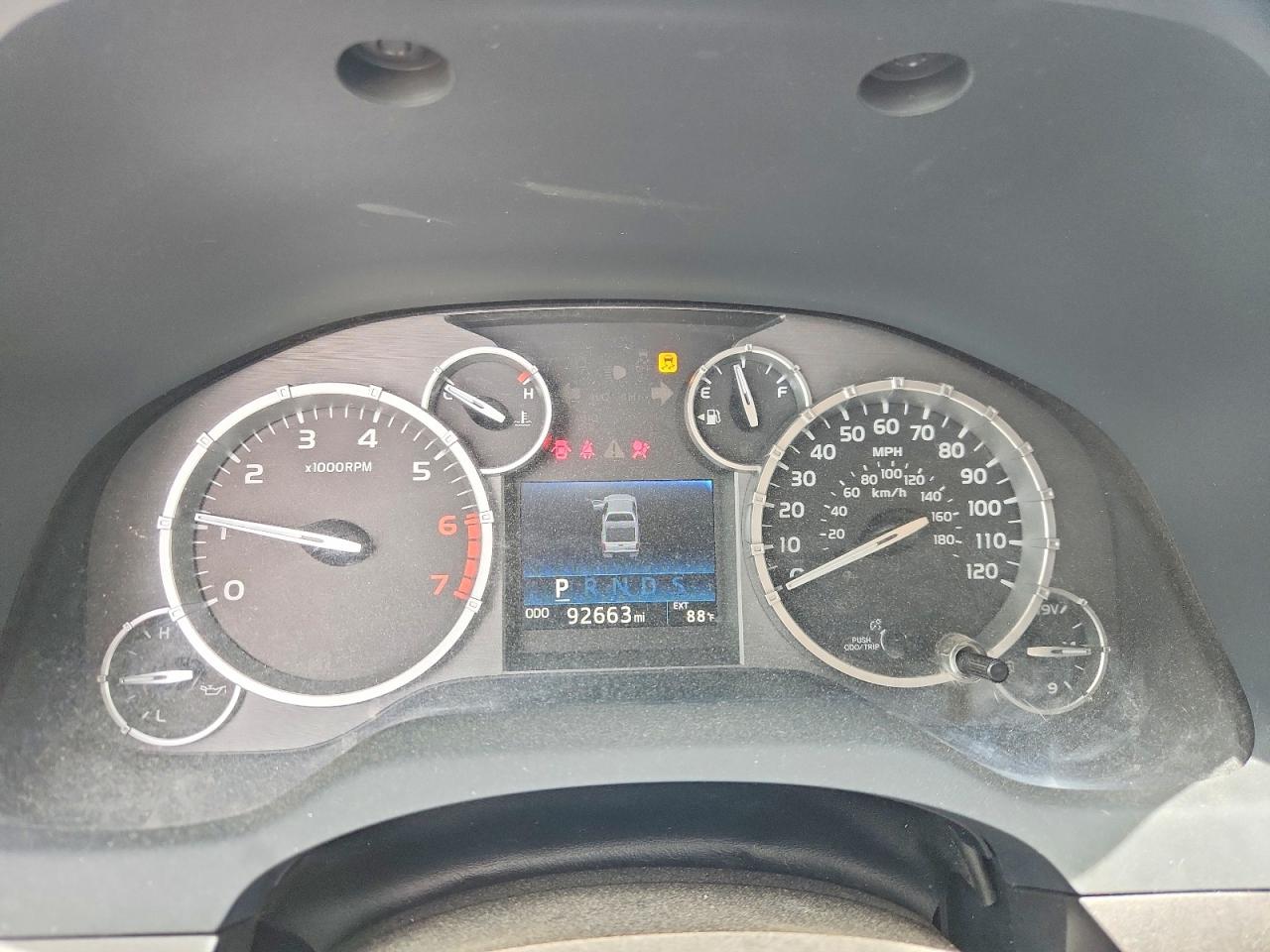 Toyota Tundra Crewmax Sr5