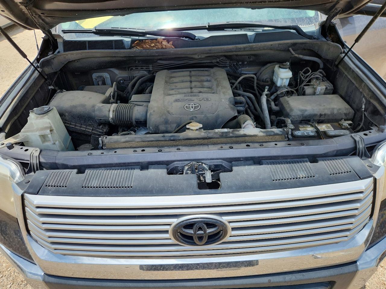 Toyota Tundra Crewmax Sr5