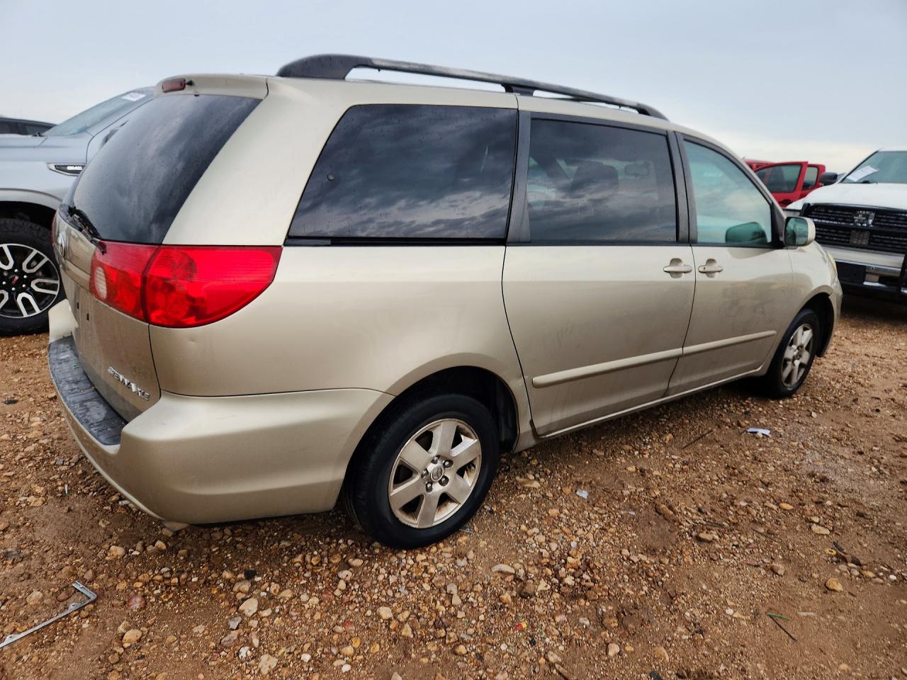 Toyota Sienna Xle 7 Passenger