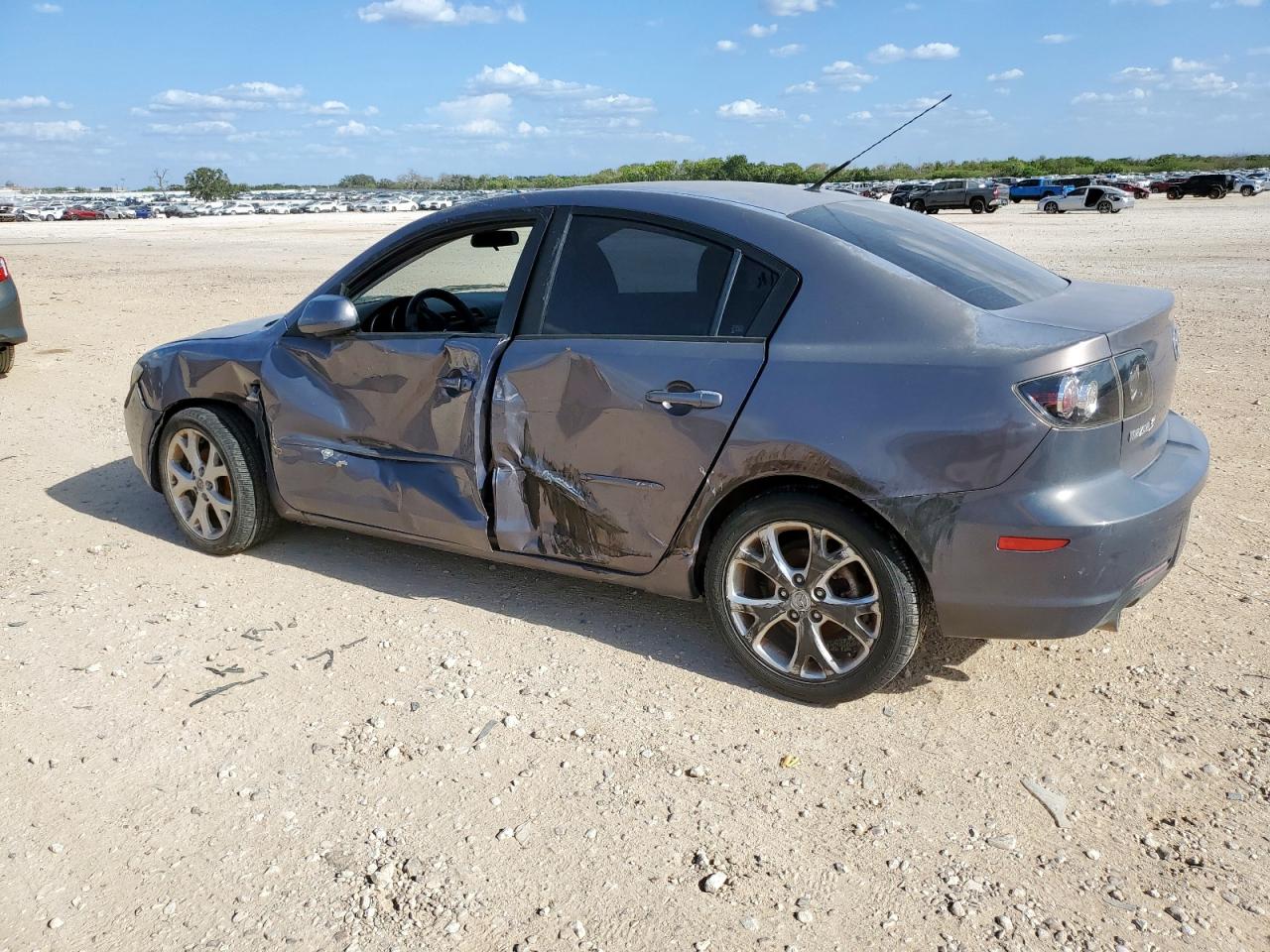 Mazda 3 I