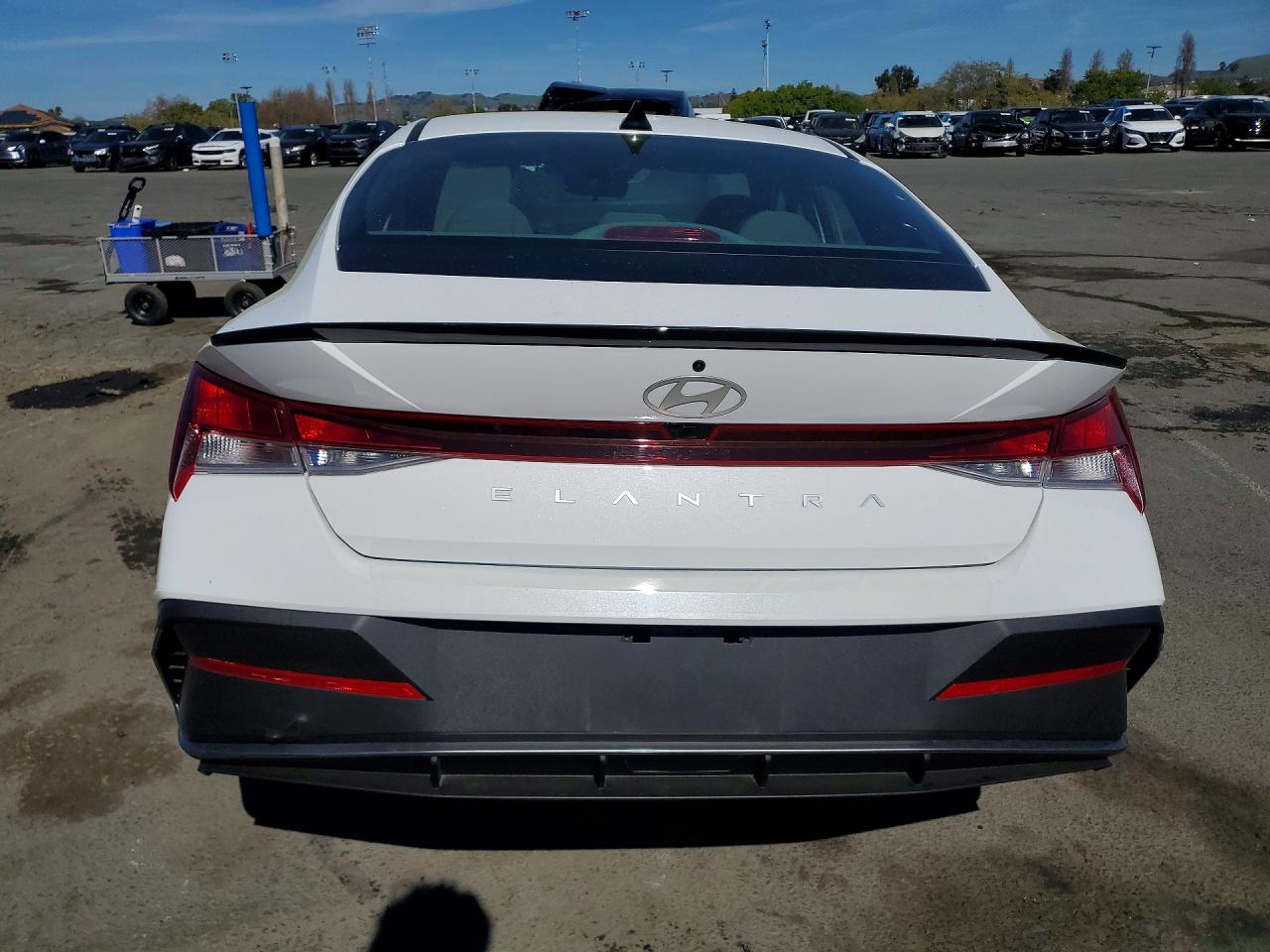Hyundai ELANTRA Sel Sport