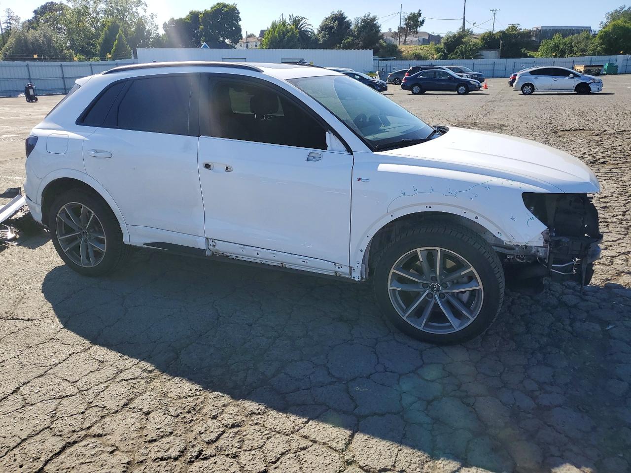 Audi Q3 Premium Plus S Line 45