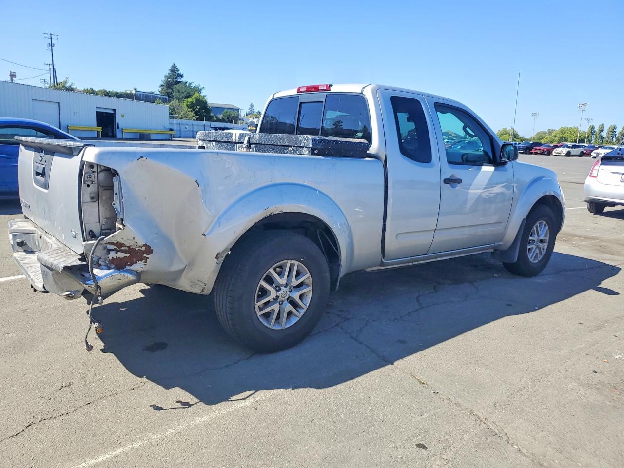 Nissan Frontier Sv