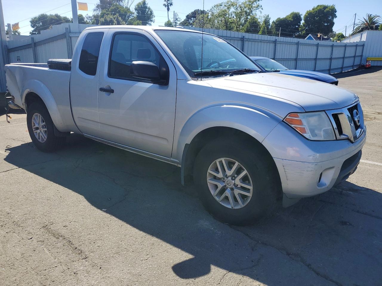 Nissan Frontier Sv