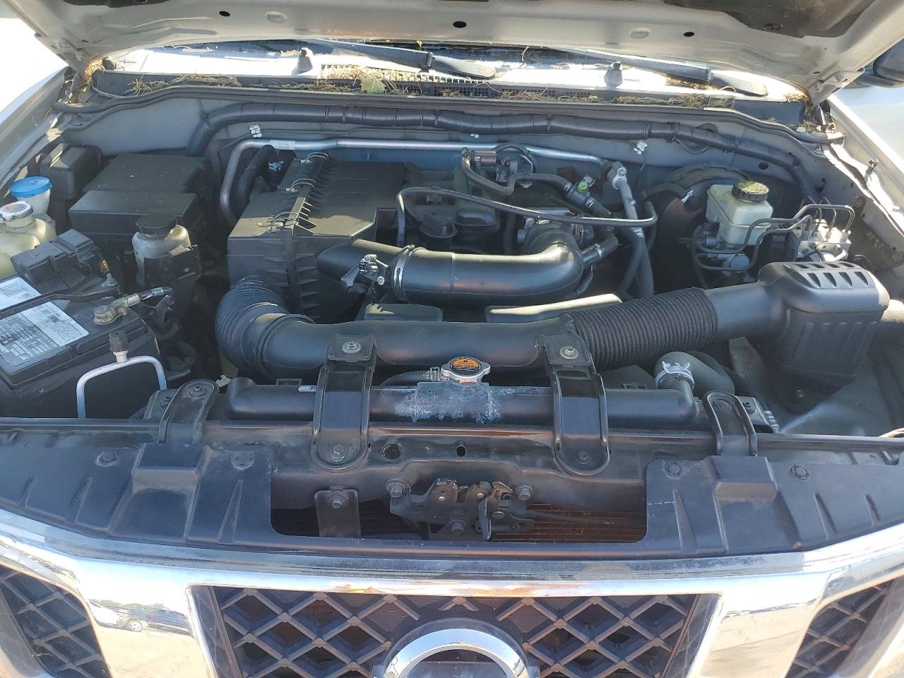 Nissan Frontier Sv