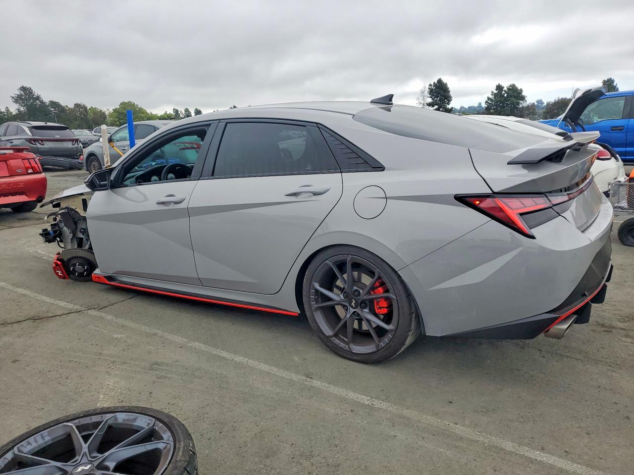 Hyundai ELANTRA Base