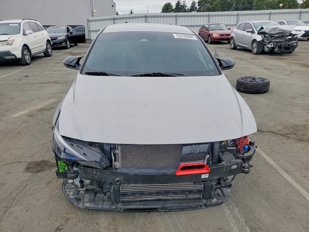 Hyundai ELANTRA Base