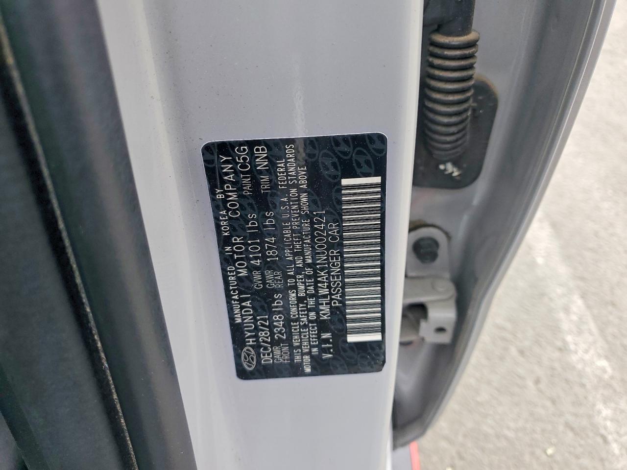 Hyundai ELANTRA Base