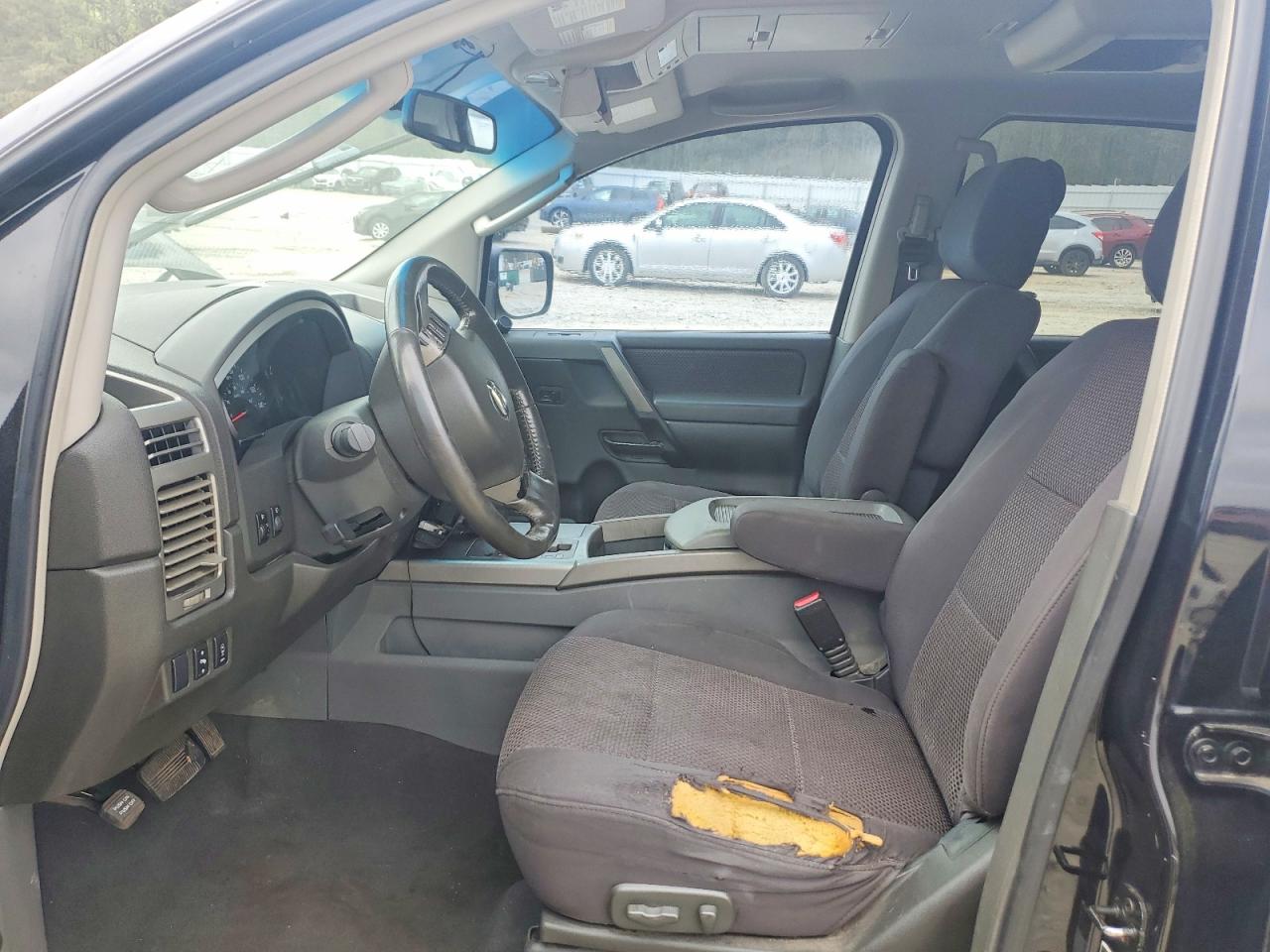 Nissan Armada Se