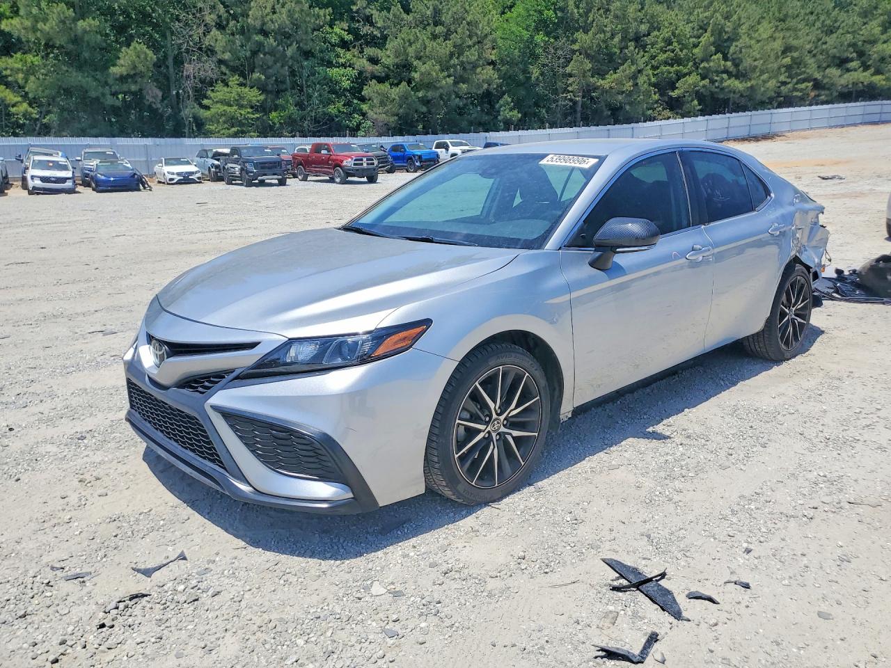 Salvage Toyota Camry Image