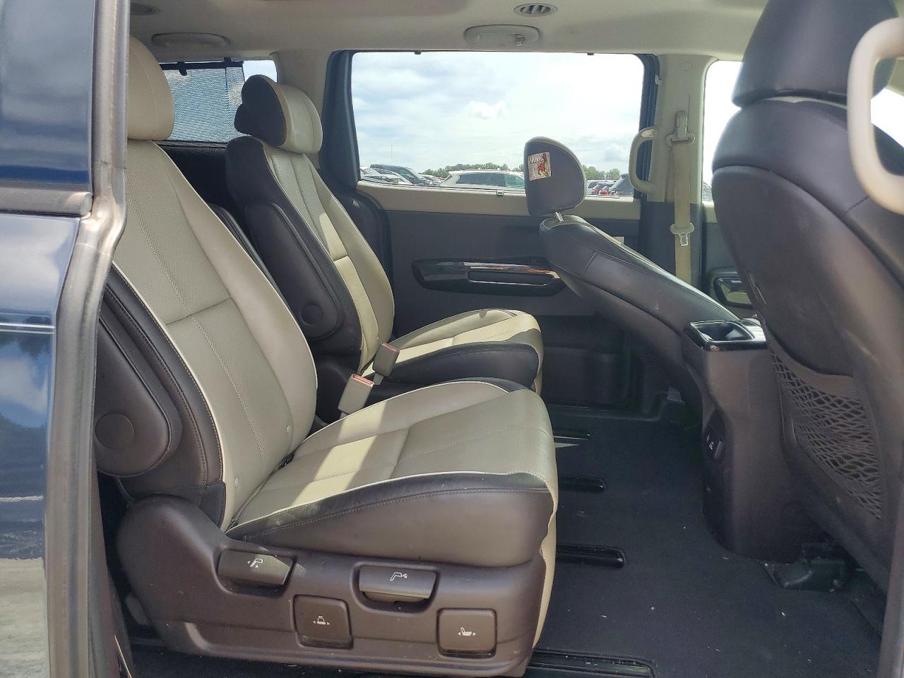 Kia Sedona