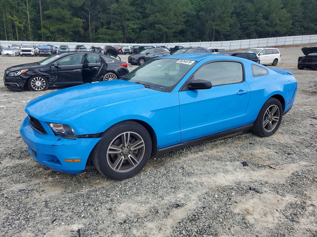 Salvage Ford Mustang Image