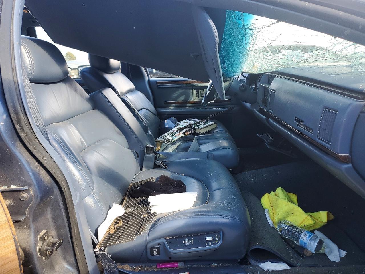 Buick Roadmaster Base
