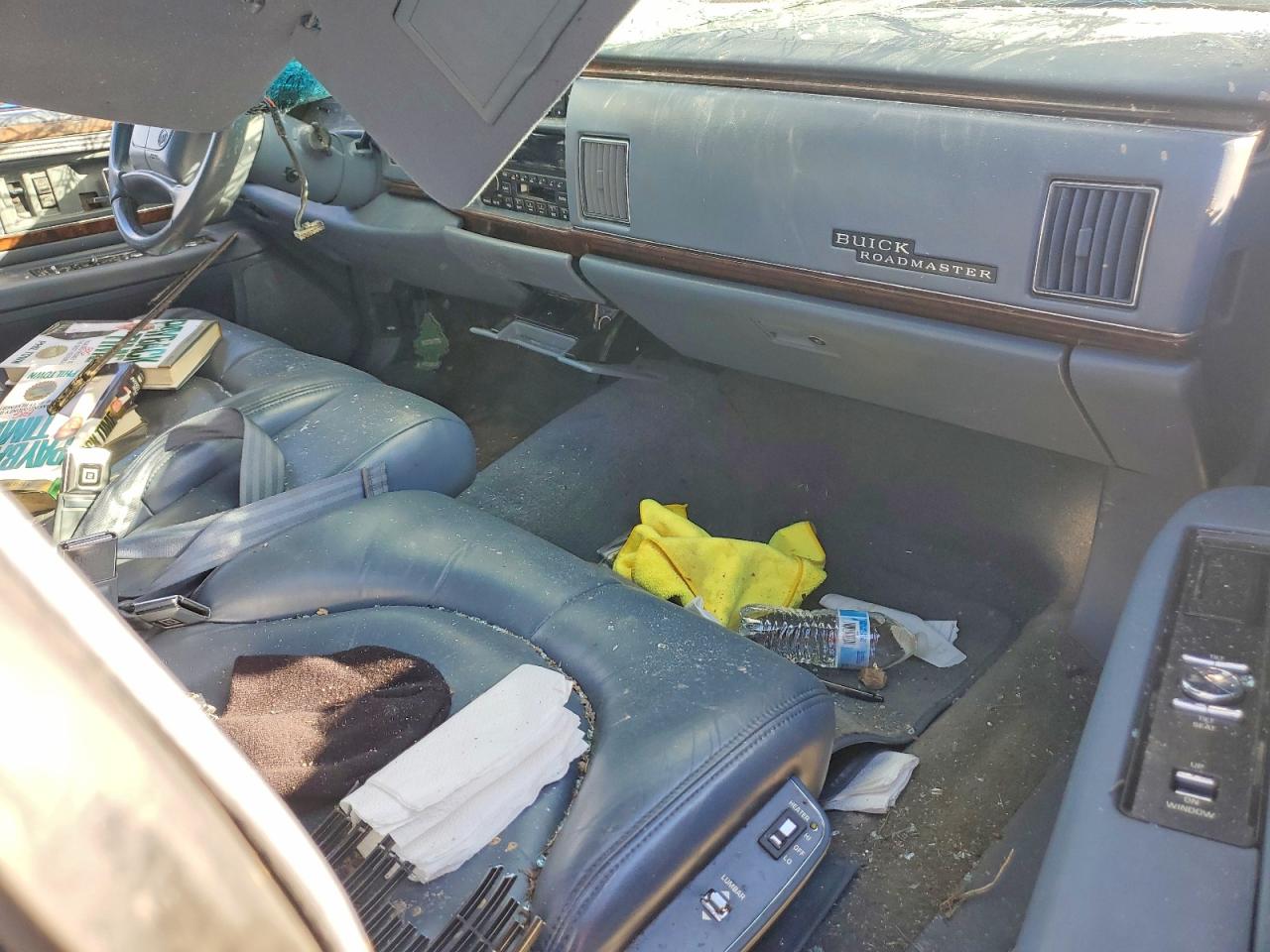 Buick Roadmaster Base