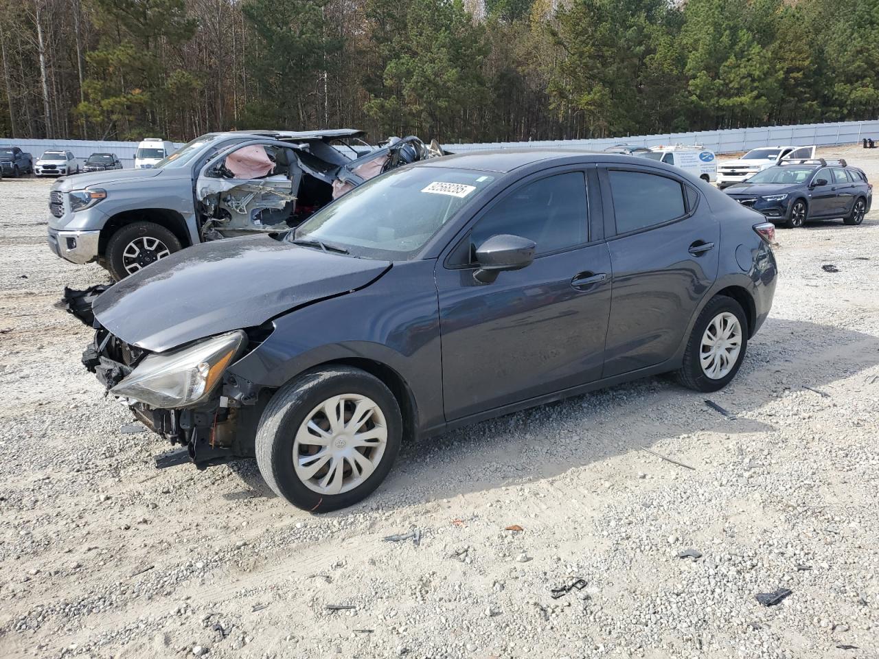 Salvage Toyota Yaris Image