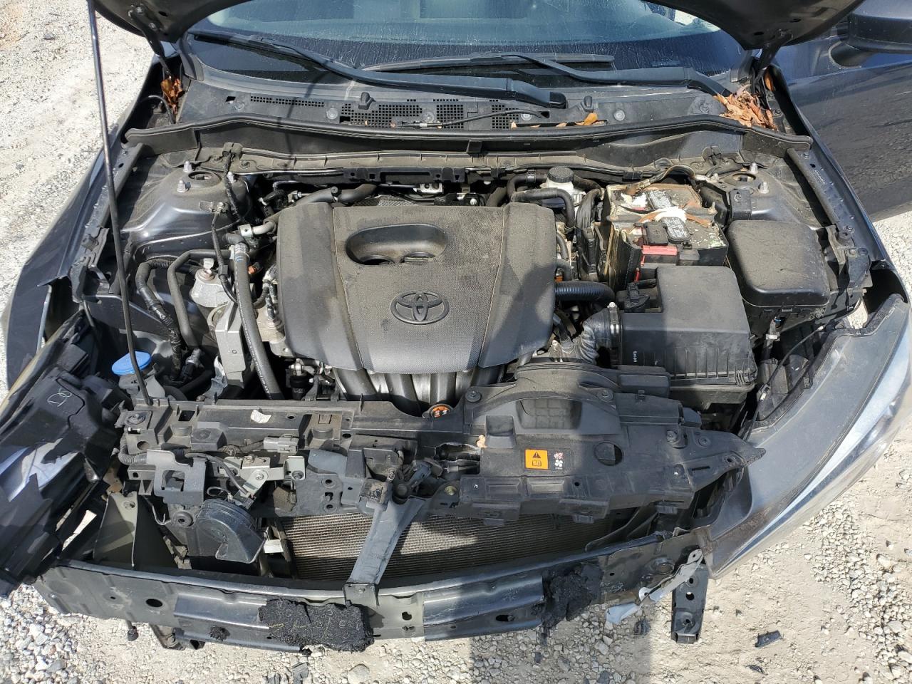 Toyota Yaris L