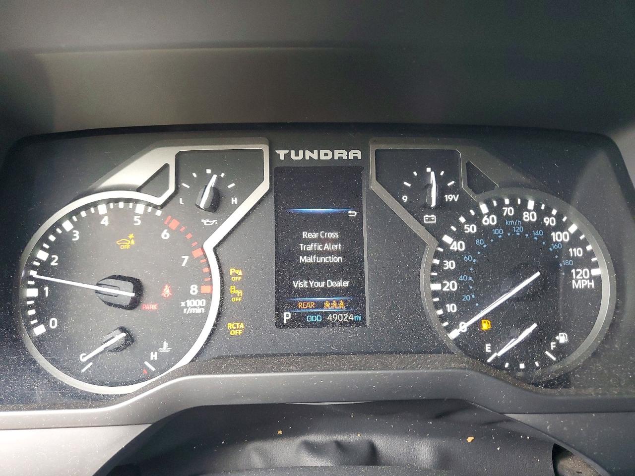 Toyota Tundra Crewmax Sr5