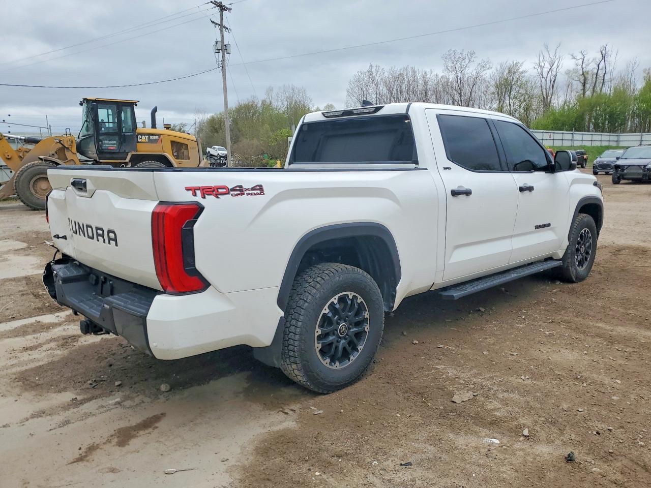 Toyota Tundra Crewmax Sr5