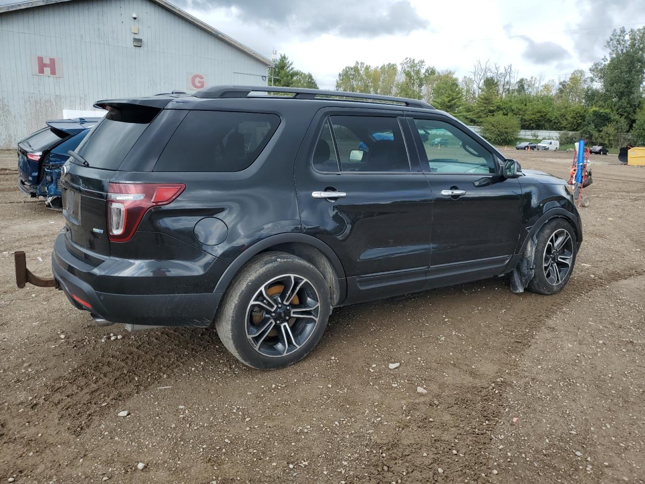 Ford Explorer Sport