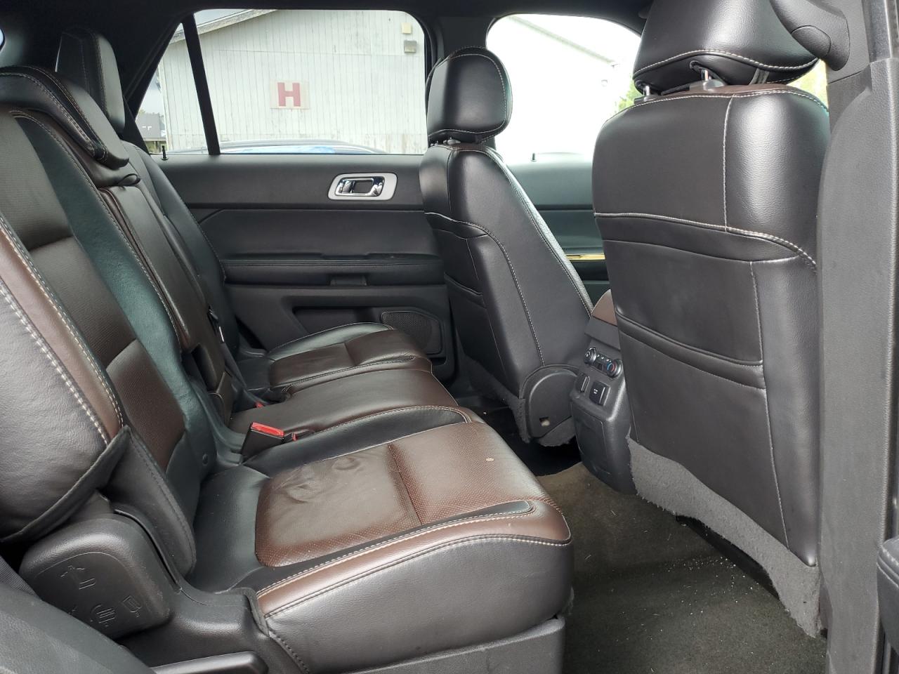 Ford Explorer Sport
