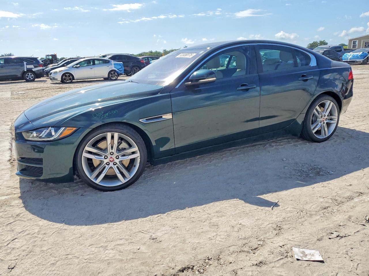 Salvage Jaguar XE Image