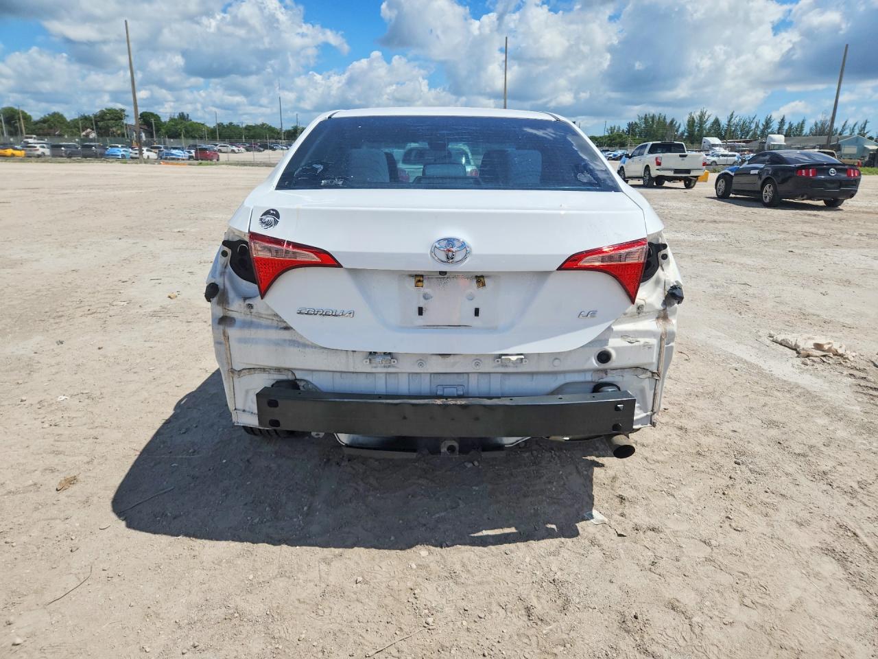 Toyota Corolla Le