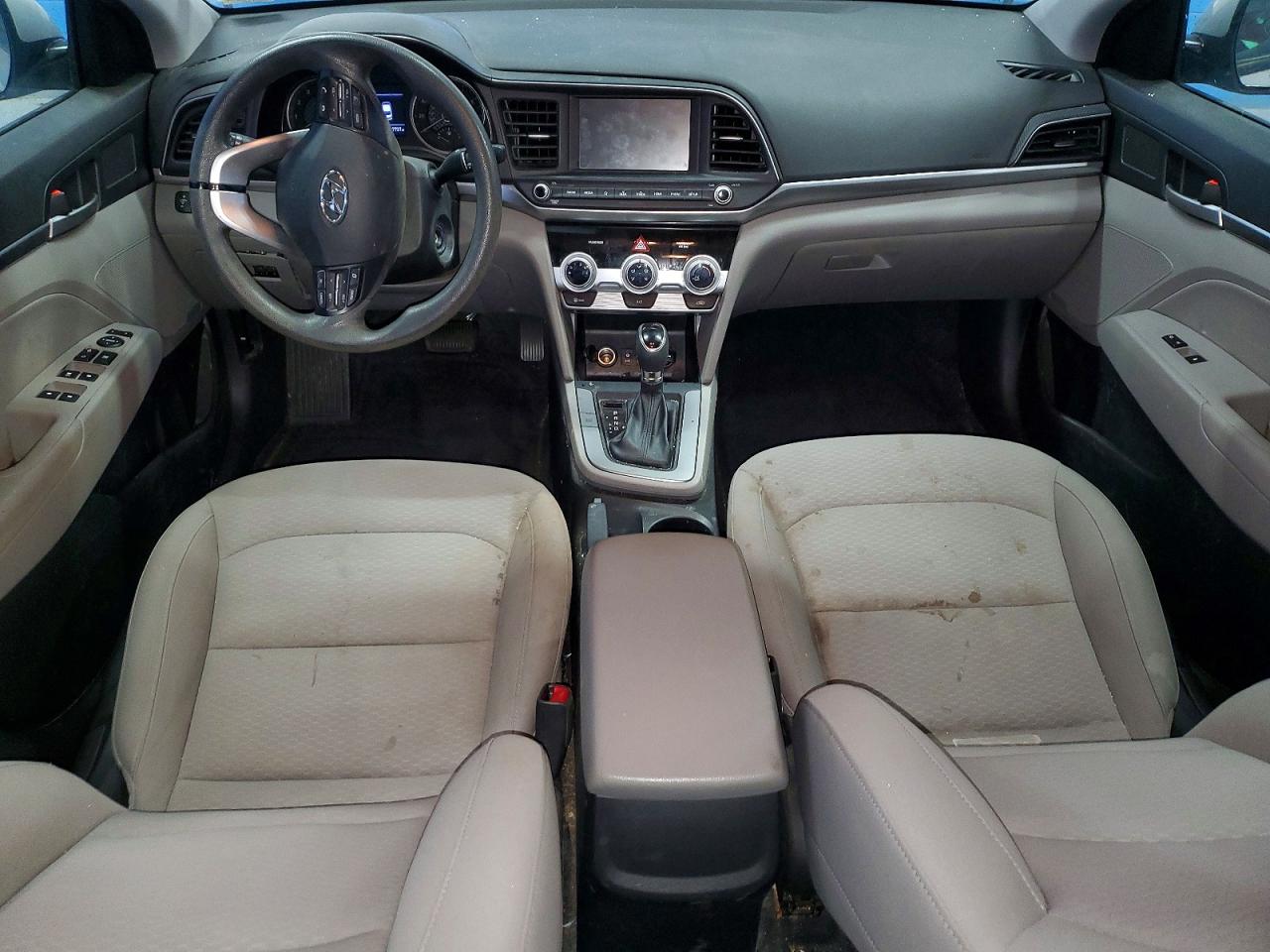 Hyundai ELANTRA Sel