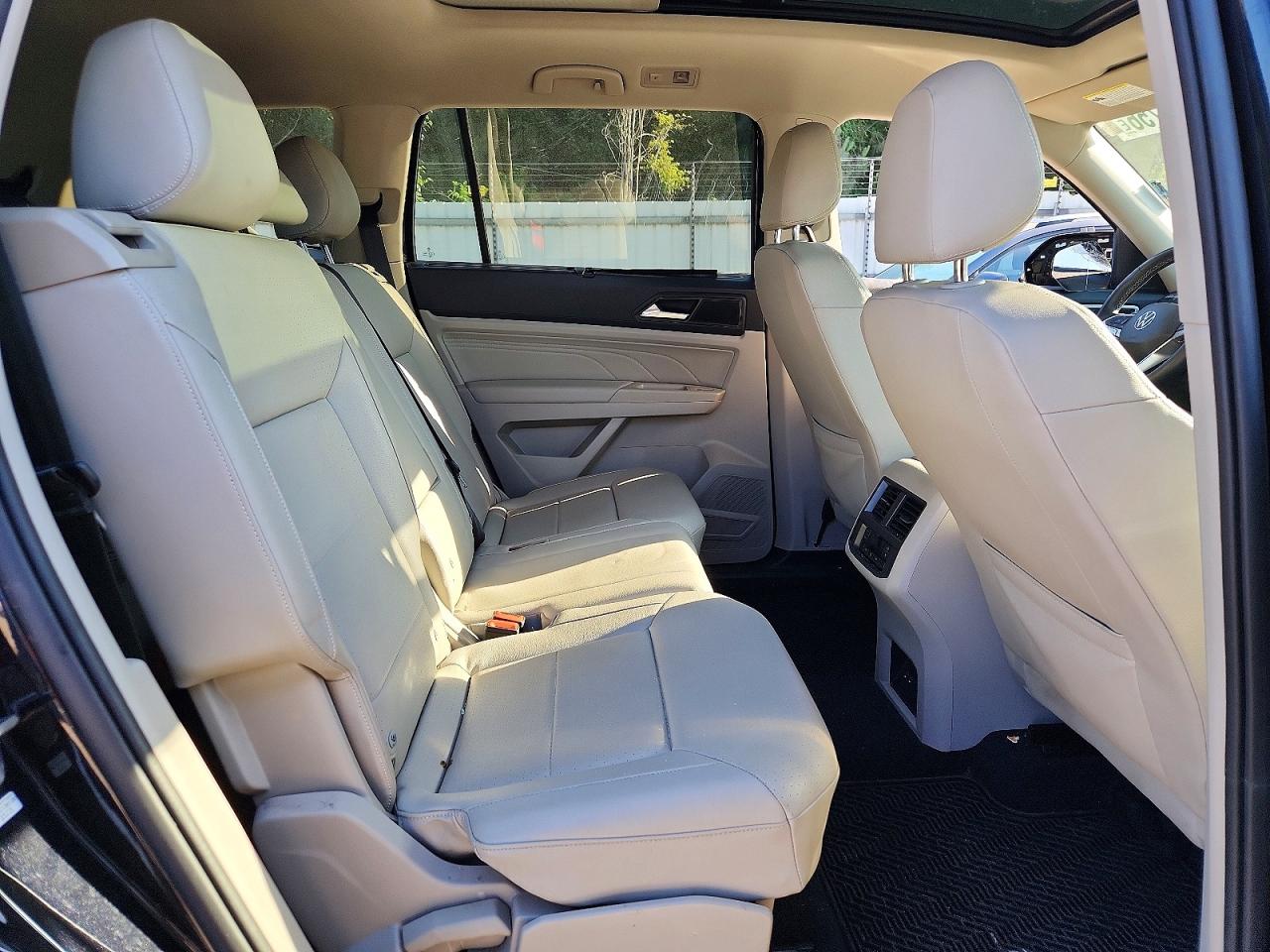 Volkswagen Atlas Se
