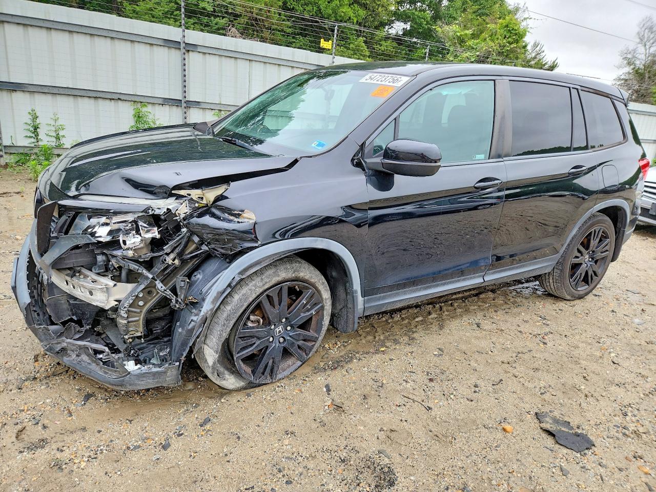 Salvage Honda Passport Image