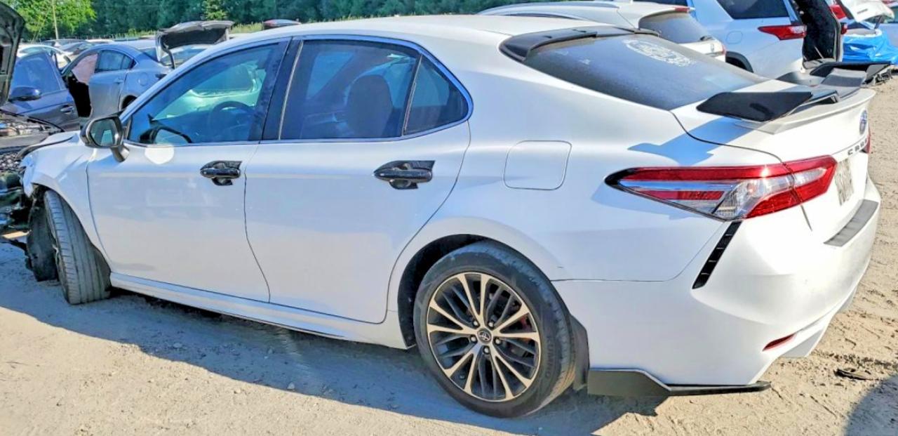 Toyota Camry Se