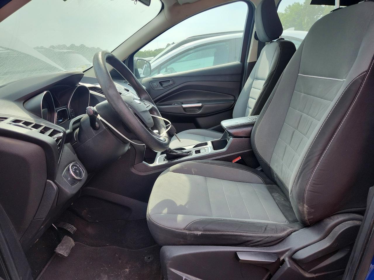 Ford Escape S