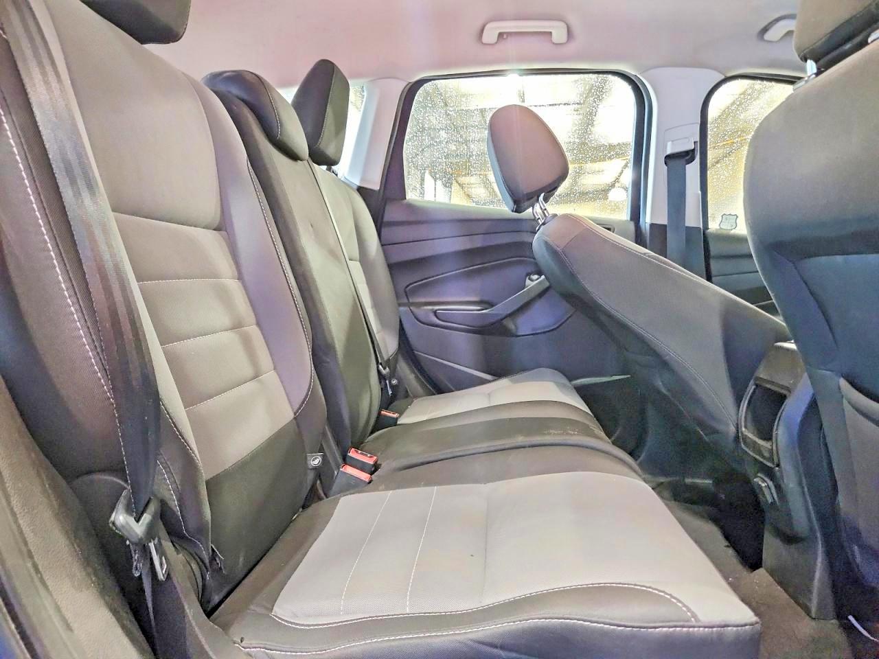 Ford Escape S