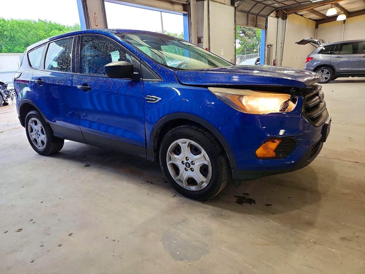 Ford Escape S